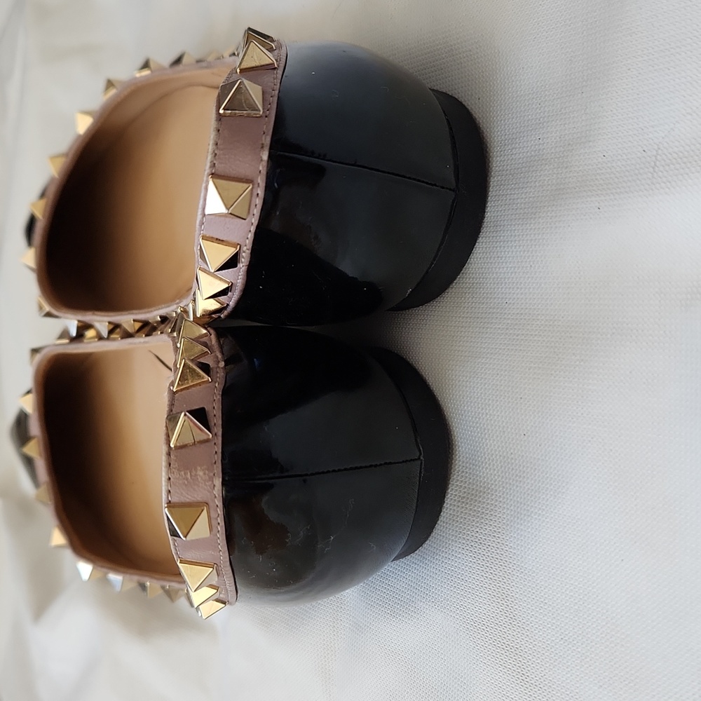 Valentino Garavani Black Patent Rockstud Ballet Flats - Picture 8 of 9